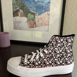 Converse Classic Black Shoe Box